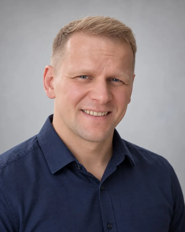 Szymon Pietruszka, właściciel SYNTELIS